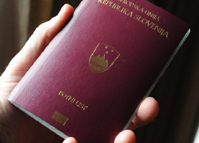 Легализация в Словении